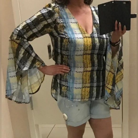 Project Runway Multi-Color Top with Trumpet Sleeves - Picture 2 of 5